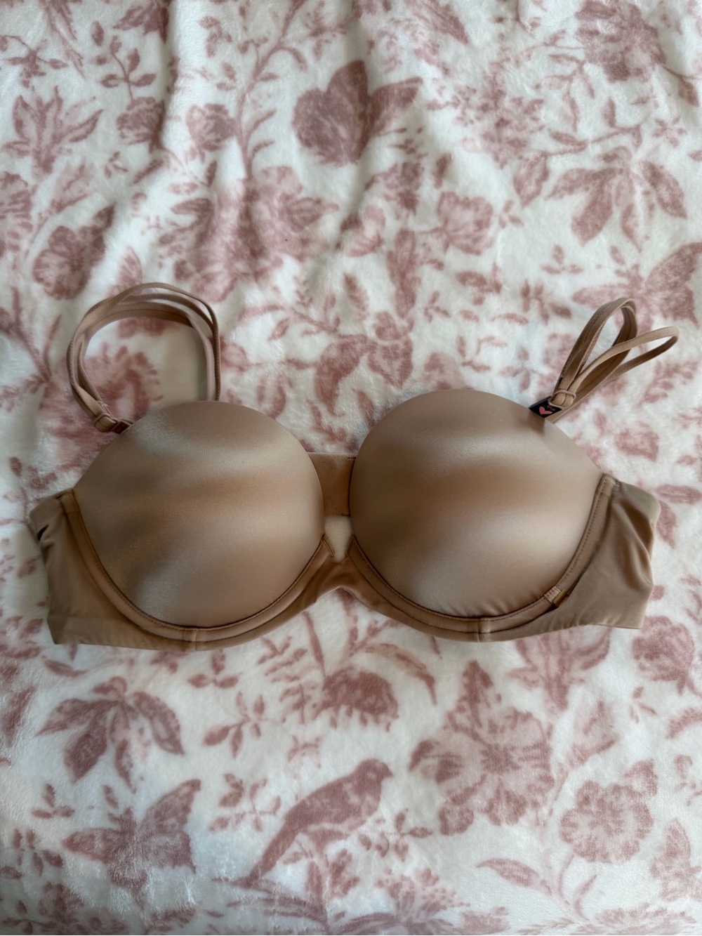 Victoria's Secret Smooth Nude Convertible Bra